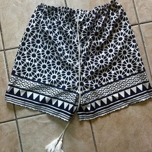 SHEIN Navy and White Geometric Print Drawstring Shorts-MATERNITY